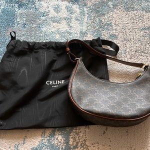 [SOLD] CELINE PURSE 👜 AVA BAG